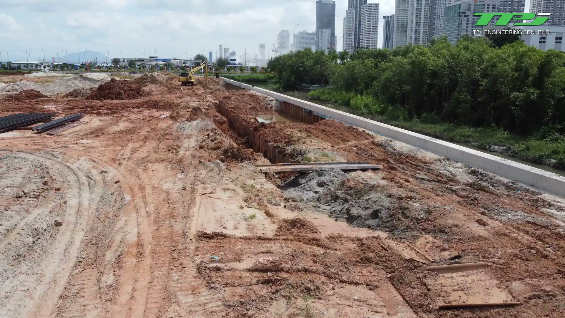 Trench, sheet piles and earthworks along the Water Body A perimeter at Gurney Bay